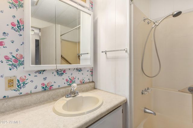 9302 E Broadway Road 16, Mesa, AZ 85208