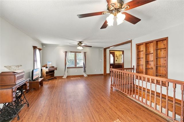 23 Cherry Lane, Cheektowaga, NY 14225