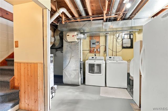 23 Cherry Lane, Cheektowaga, NY 14225
