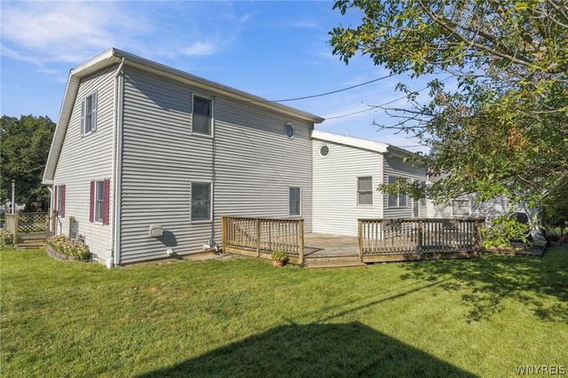 23 Cherry Lane, Cheektowaga, NY 14225