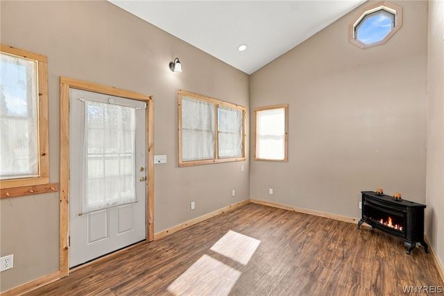 23 Cherry Lane, Cheektowaga, NY 14225