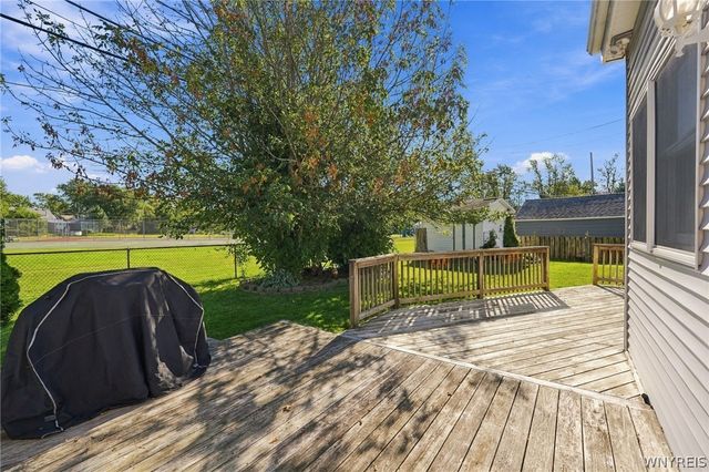 23 Cherry Lane, Cheektowaga, NY 14225