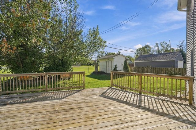 23 Cherry Lane, Cheektowaga, NY 14225