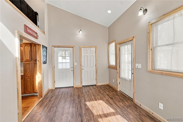 23 Cherry Lane, Cheektowaga, NY 14225