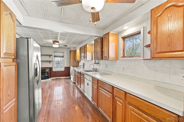 23 Cherry Lane, Cheektowaga, NY 14225