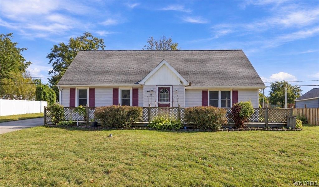 23 Cherry Lane, Cheektowaga, NY 14225