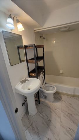 4461 Highridge St 2, Observatory Hill, PA 15214