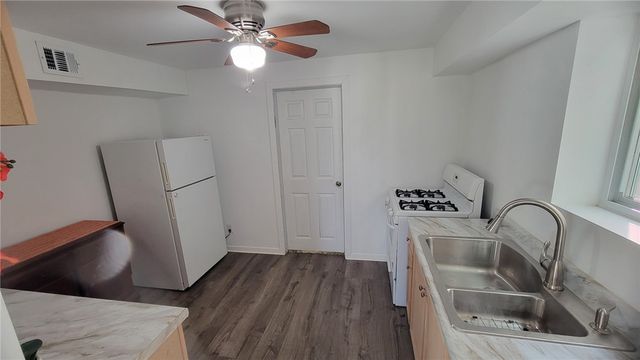 4461 Highridge St 2, Observatory Hill, PA 15214