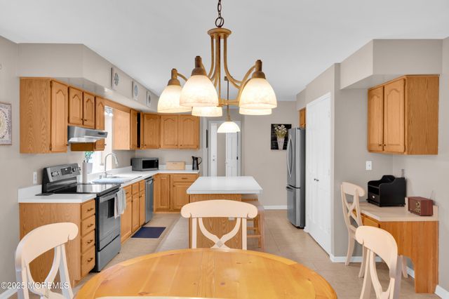 1 Silver Birch Court, Monmouth Junction, NJ 08852