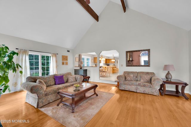 1 Silver Birch Court, Monmouth Junction, NJ 08852