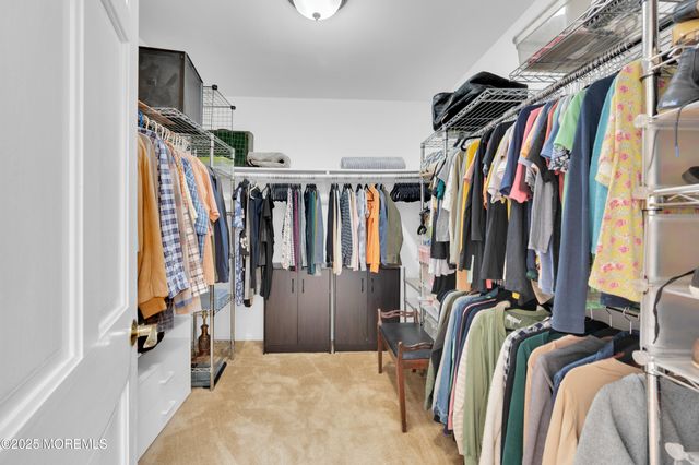 1 Silver Birch Court, Monmouth Junction, NJ 08852