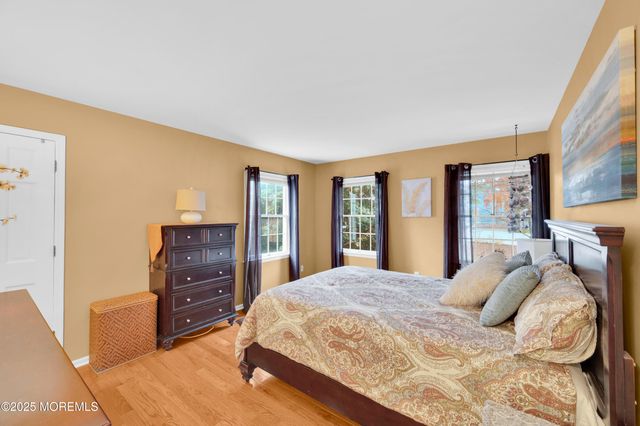 1 Silver Birch Court, Monmouth Junction, NJ 08852