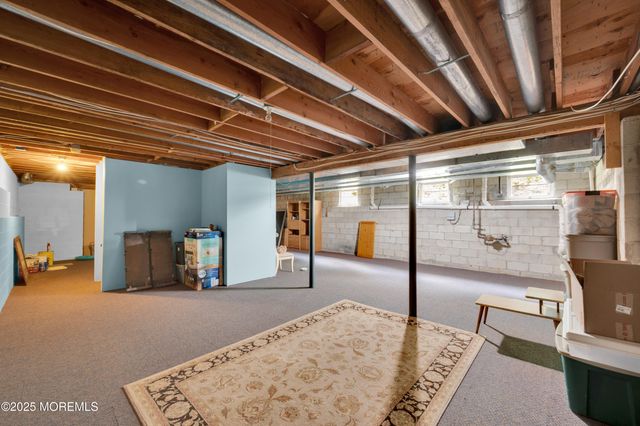 1 Silver Birch Court, Monmouth Junction, NJ 08852