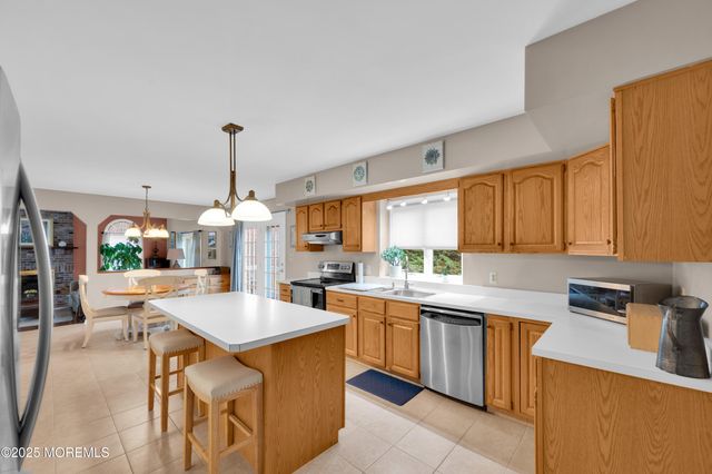 1 Silver Birch Court, Monmouth Junction, NJ 08852