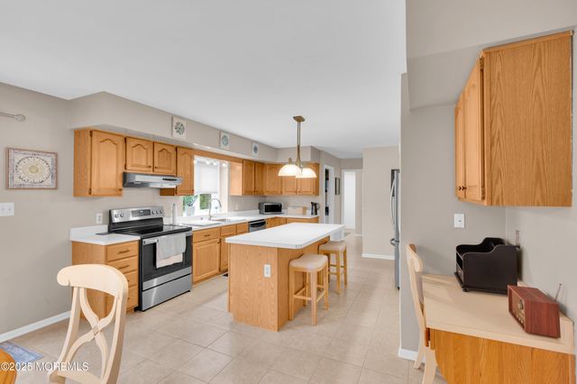 1 Silver Birch Court, Monmouth Junction, NJ 08852