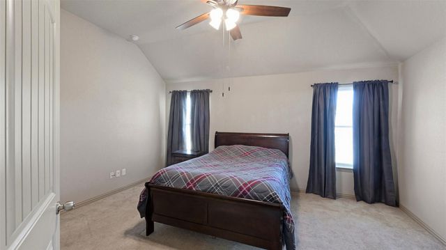 102 N Pasture CV, Hutto, TX 78634