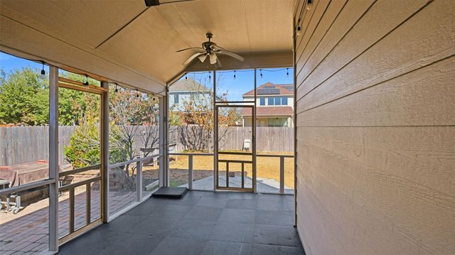 102 N Pasture CV, Hutto, TX 78634