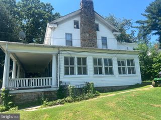 131 W MARKET, Hellam, PA 17406