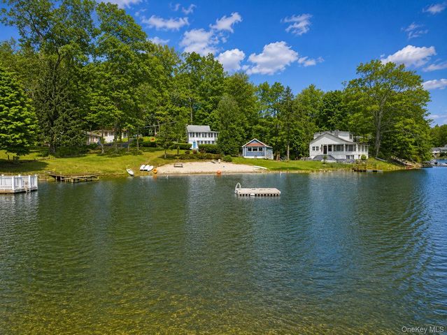 15 Well Road, Walden, NY 12586