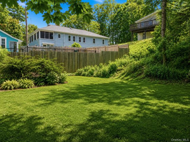 15 Well Road, Walden, NY 12586