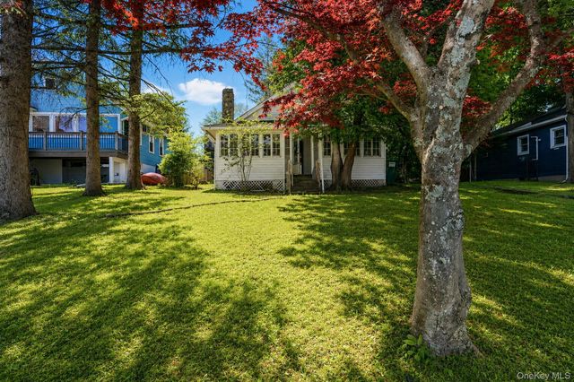 15 Well Road, Walden, NY 12586