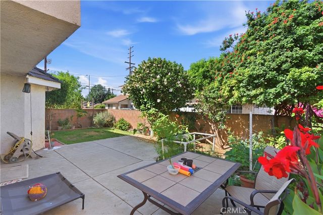 16711 Parthenia Street 2, North Hills, CA 91343