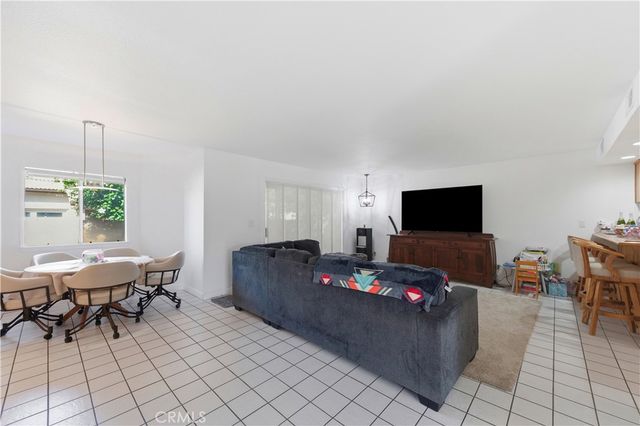 16711 Parthenia Street 2, North Hills, CA 91343