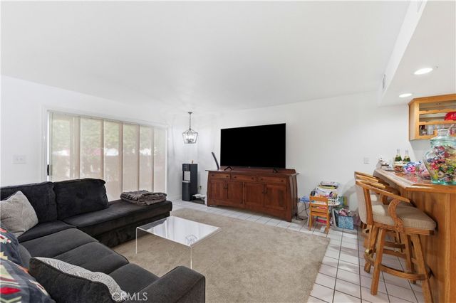 16711 Parthenia Street 2, North Hills, CA 91343