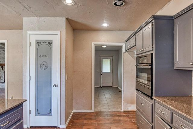 10431 Schwartz Drive, Oklahoma City, OK 73165