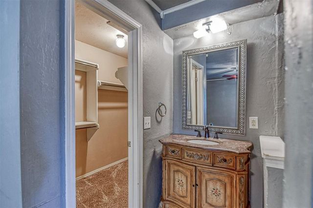 10431 Schwartz Drive, Oklahoma City, OK 73165