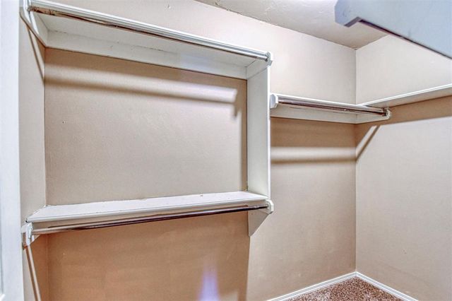 10431 Schwartz Drive, Oklahoma City, OK 73165