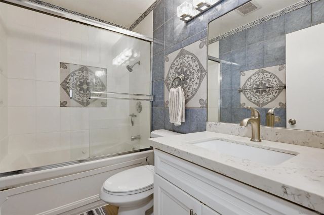 4452 Benfield, San Diego, CA 92113