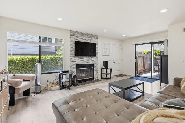 4452 Benfield, San Diego, CA 92113