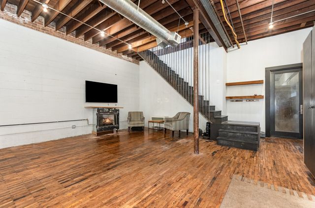 307 South Boulevard, Oak Park, IL 60302