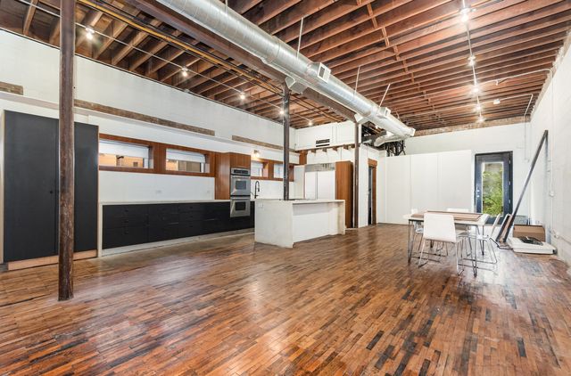 307 South Boulevard, Oak Park, IL 60302