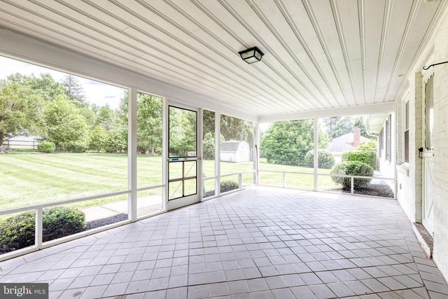8205 TALLY HO RD, Lutherville Timonium, MD 21093