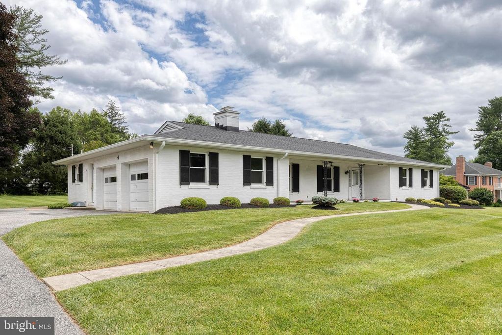 8205 TALLY HO RD, Lutherville Timonium, MD 21093