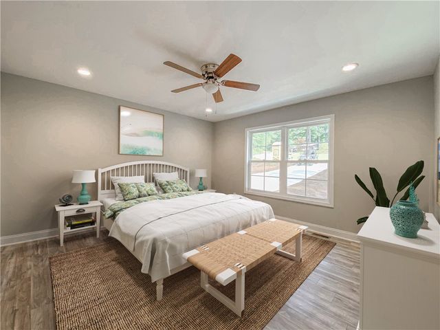 106 W South 6th Street, Seneca, SC 29678