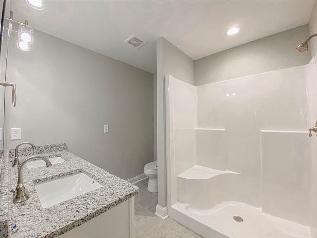 106 W South 6th Street, Seneca, SC 29678