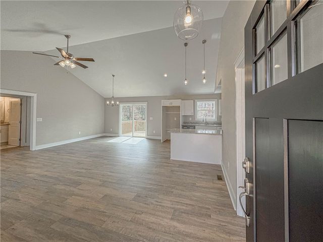 106 W South 6th Street, Seneca, SC 29678