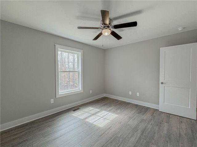 106 W South 6th Street, Seneca, SC 29678