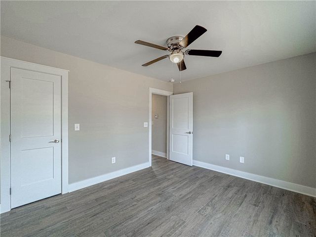 106 W South 6th Street, Seneca, SC 29678