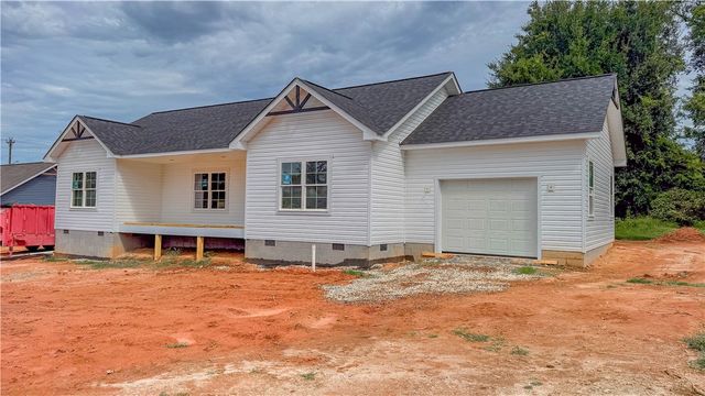 106 W South 6th Street, Seneca, SC 29678