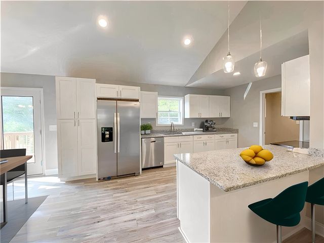 106 W South 6th Street, Seneca, SC 29678