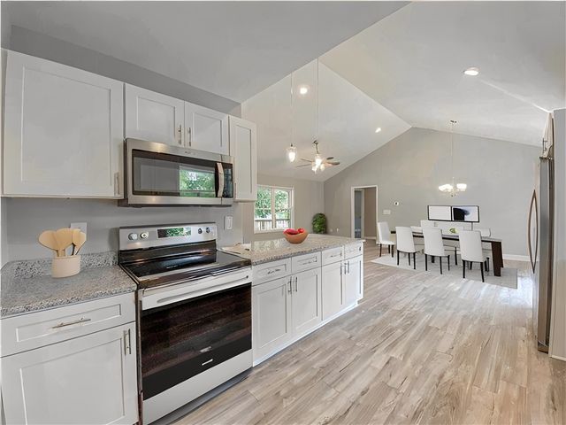 106 W South 6th Street, Seneca, SC 29678
