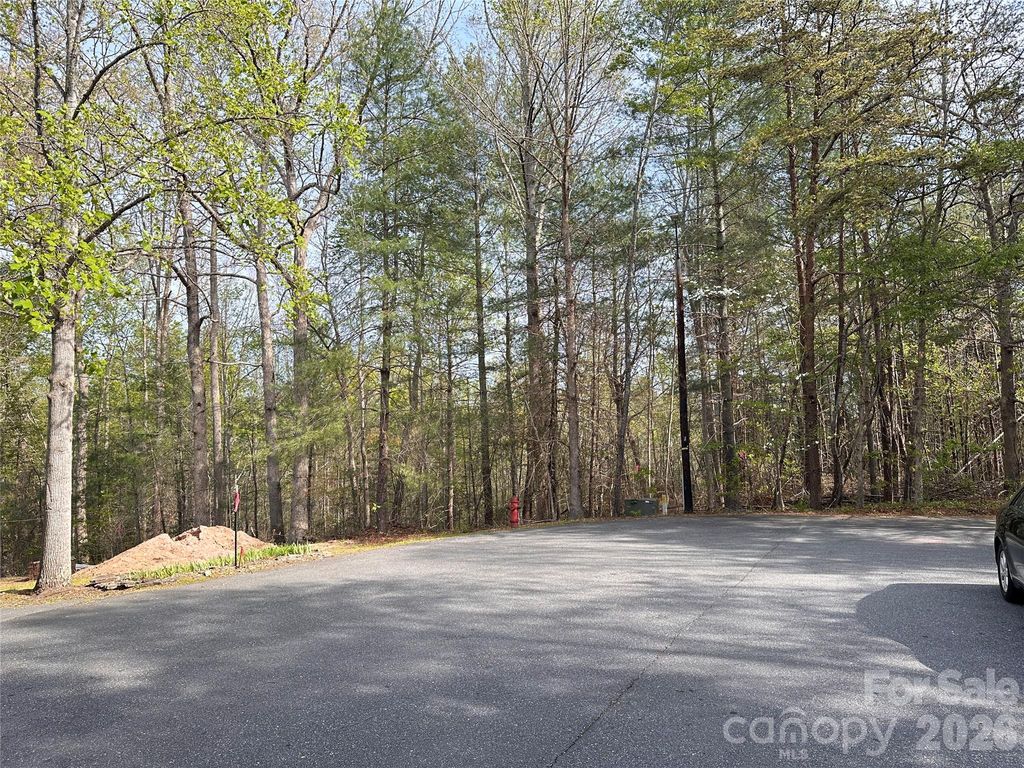 1419 Ivy Lane NW, Valdese, NC 28690