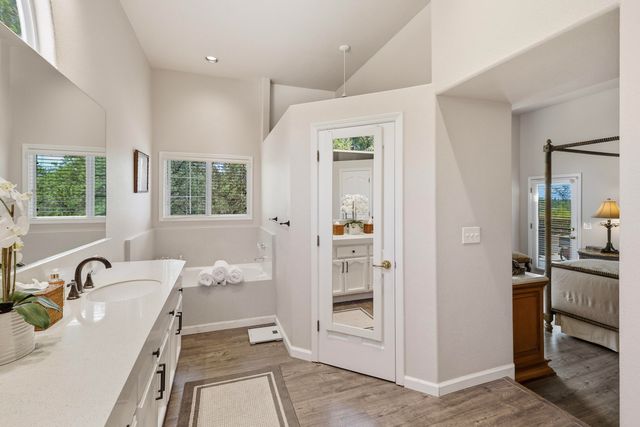 1289 River Ridge Drive, Redding, CA 96003