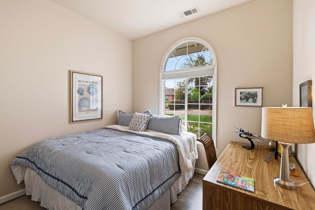 1289 River Ridge Drive, Redding, CA 96003