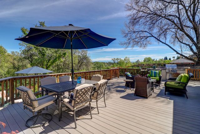 1289 River Ridge Drive, Redding, CA 96003