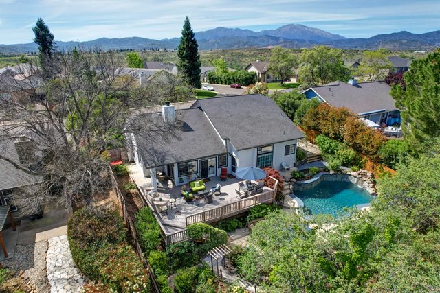 1289 River Ridge Drive, Redding, CA 96003